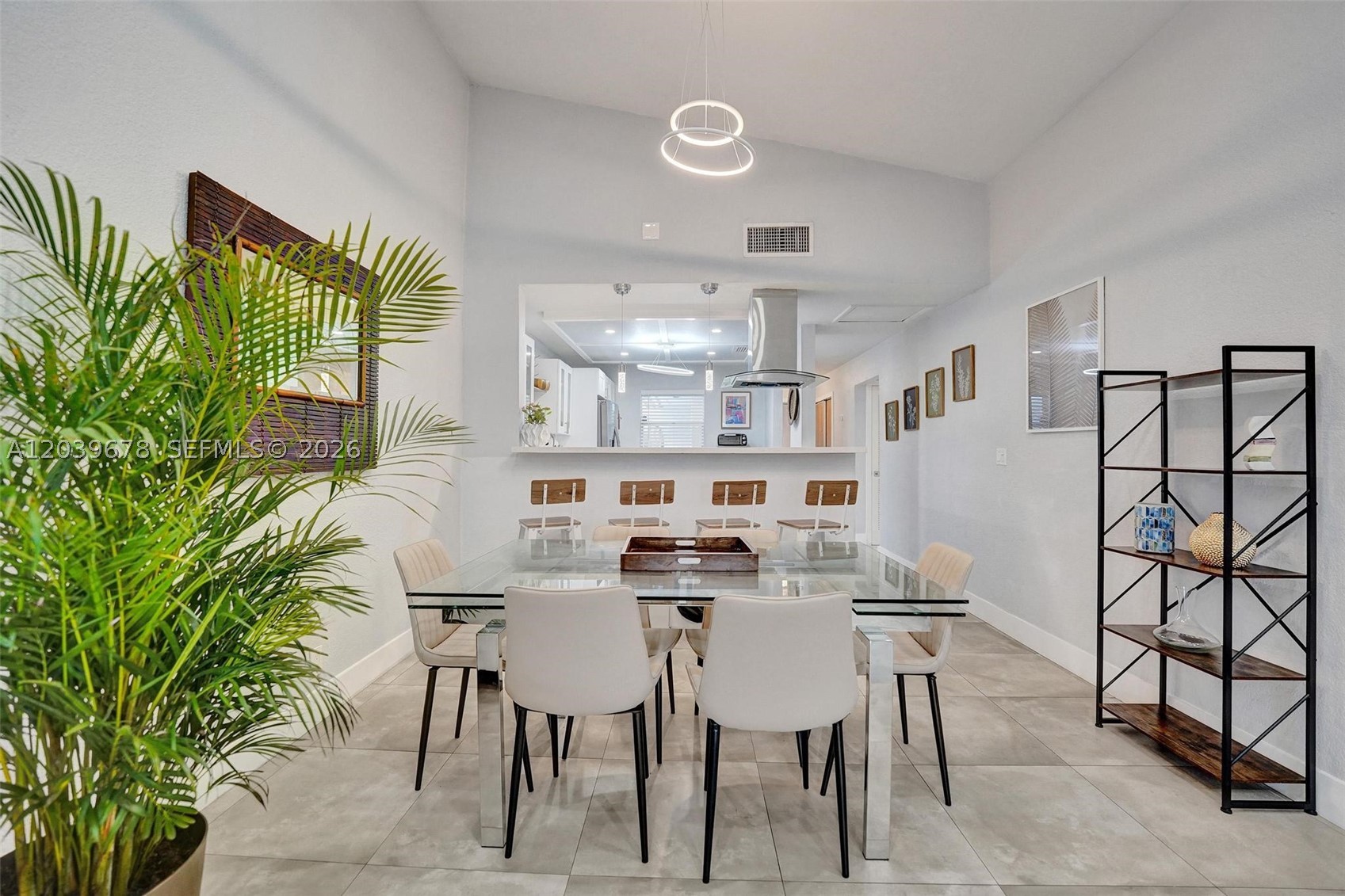 LA BEAU ACRES FIRST UNIT - Residential