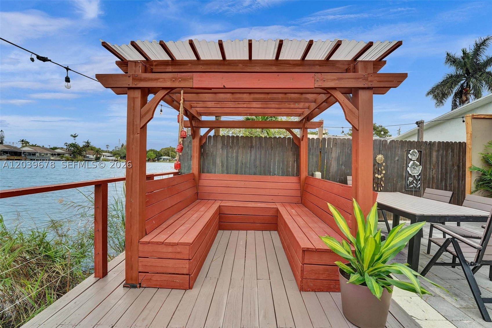 LA BEAU ACRES FIRST UNIT - Residential