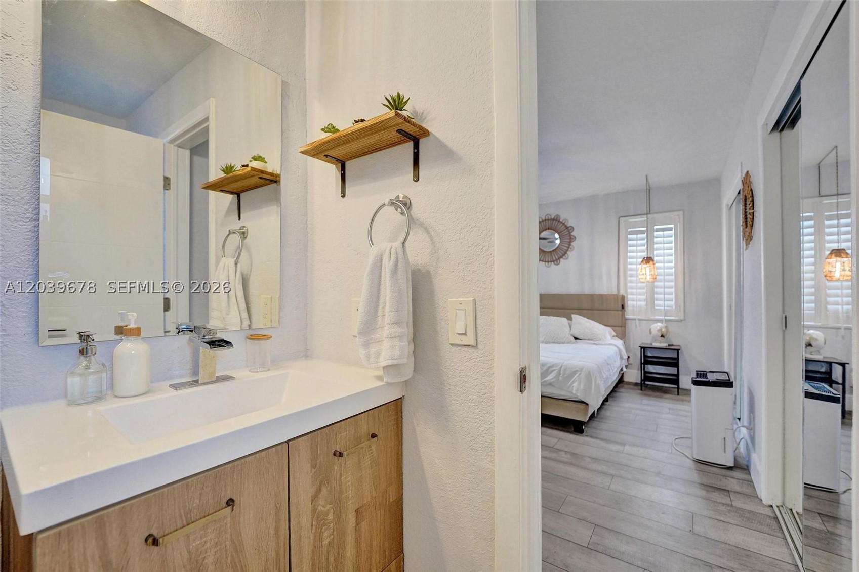 LA BEAU ACRES FIRST UNIT - Residential