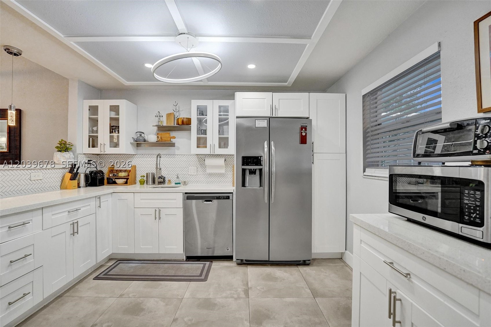 LA BEAU ACRES FIRST UNIT - Residential