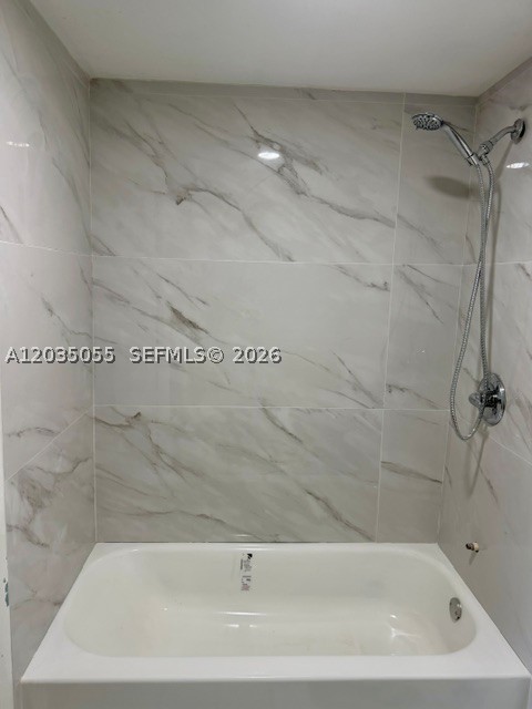 EL CID CONDO - Residential Lease
