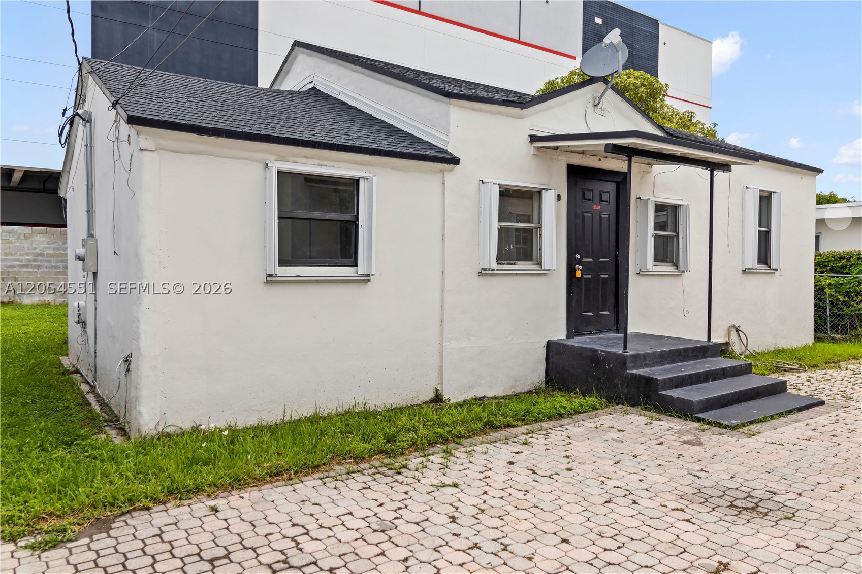 Exceptional investment opportunity in Miami's rapidly growing Allapattah neighborhood. This duplex offers immediate income with one unit already leased at $2,800 per month, while the second unit is vacant and ready for an owner-occupant or a new tenant at current market rates. Ideal for investors seeking cash flow or buyers looking to offset their mortgage with rental income.

Perfectly positioned just minutes from Wynwood, the Miami Design District, Downtown Miami, Brickell, Miami International Airport, Jackson Memorial Hospital, and major expressways, the property benefits from one of Miami's most centrally located neighborhoods. Allapattah has become one of the city's fastest-evolving communities, attracting new investment, restaurants, museums, and cultural attractions while maintaining excellent access to employment centers and public transportation.

Whether you're expanding your investment portfolio or looking for a property with immediate income and long-term appreciation potential, this duplex delivers location, flexibility, and value.