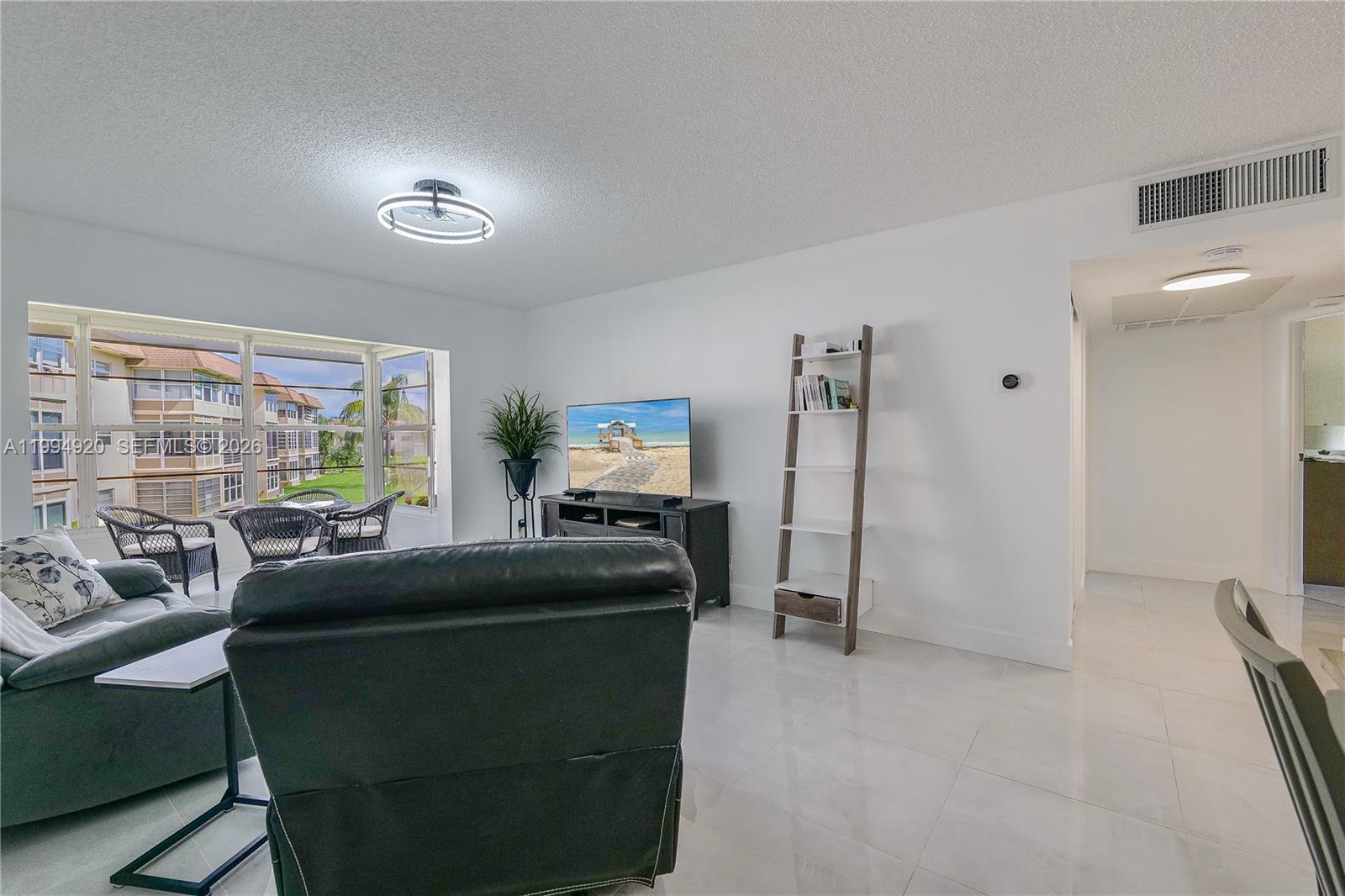 THISTLE GARDENS CONDO - Residential