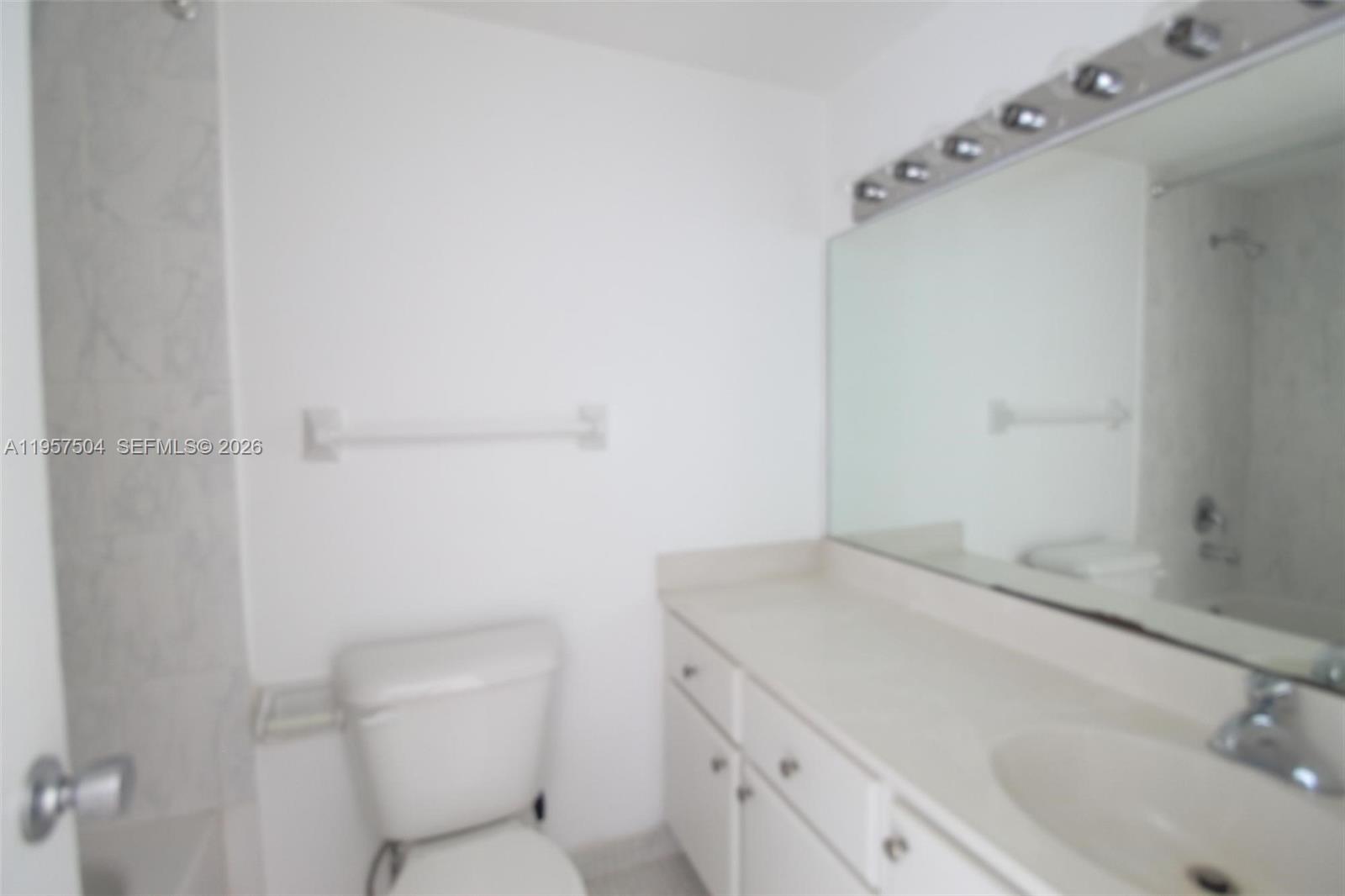MIRADOR 1000 CONDO - Residential