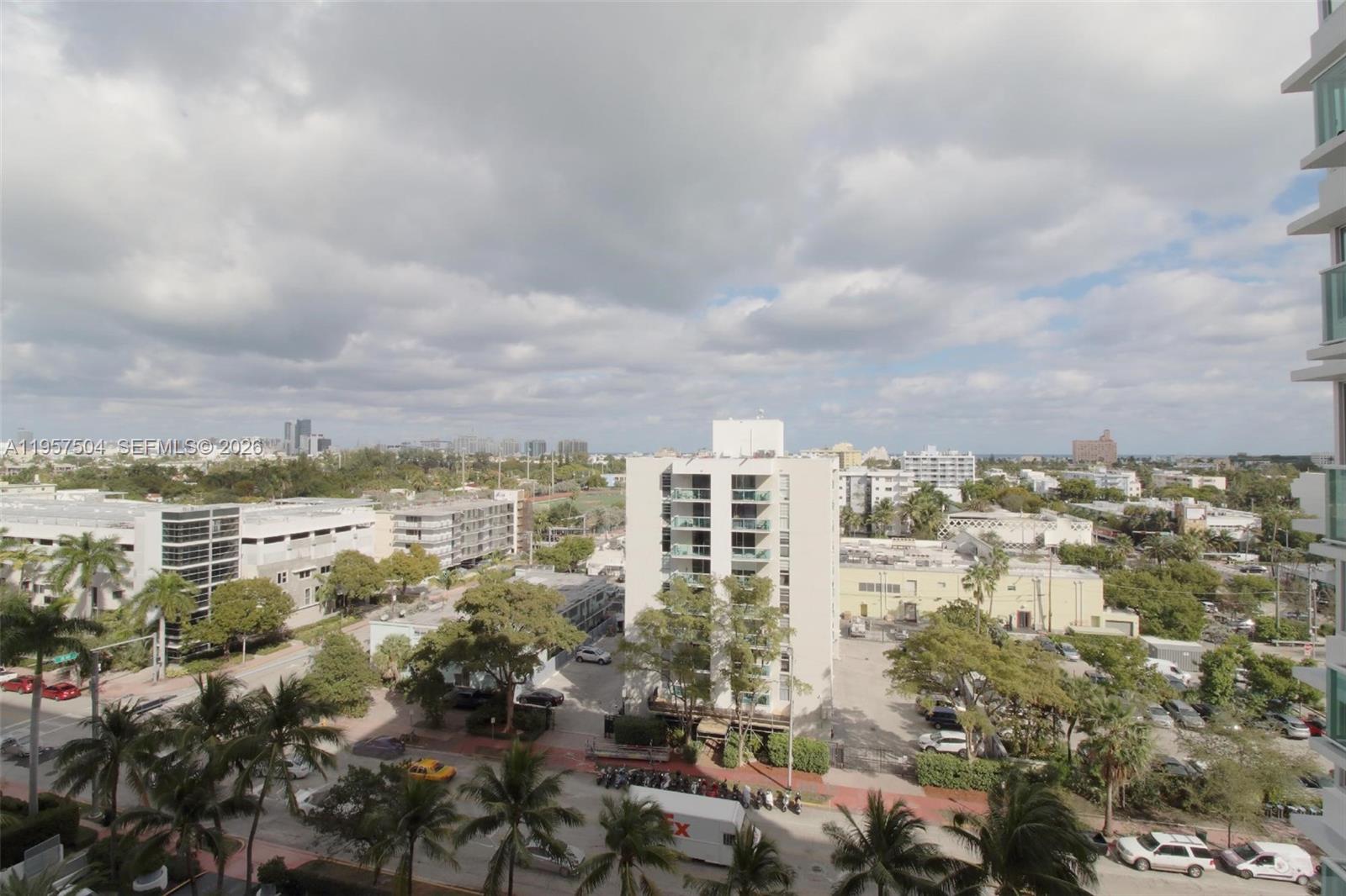 MIRADOR 1000 CONDO - Residential