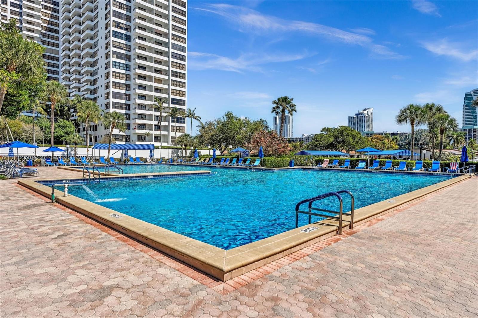 OLYMPUS CONDO PHASE - Residential