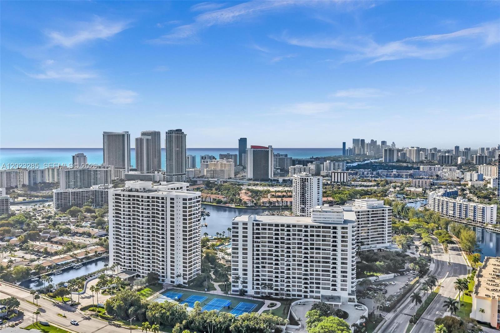 OLYMPUS CONDO PHASE - Residential
