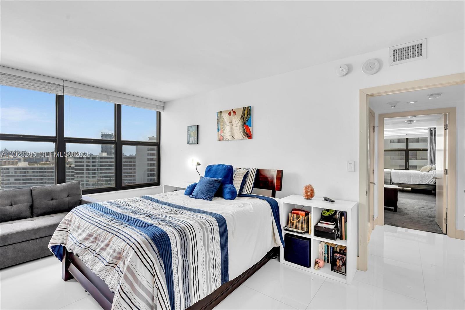 OLYMPUS CONDO PHASE - Residential