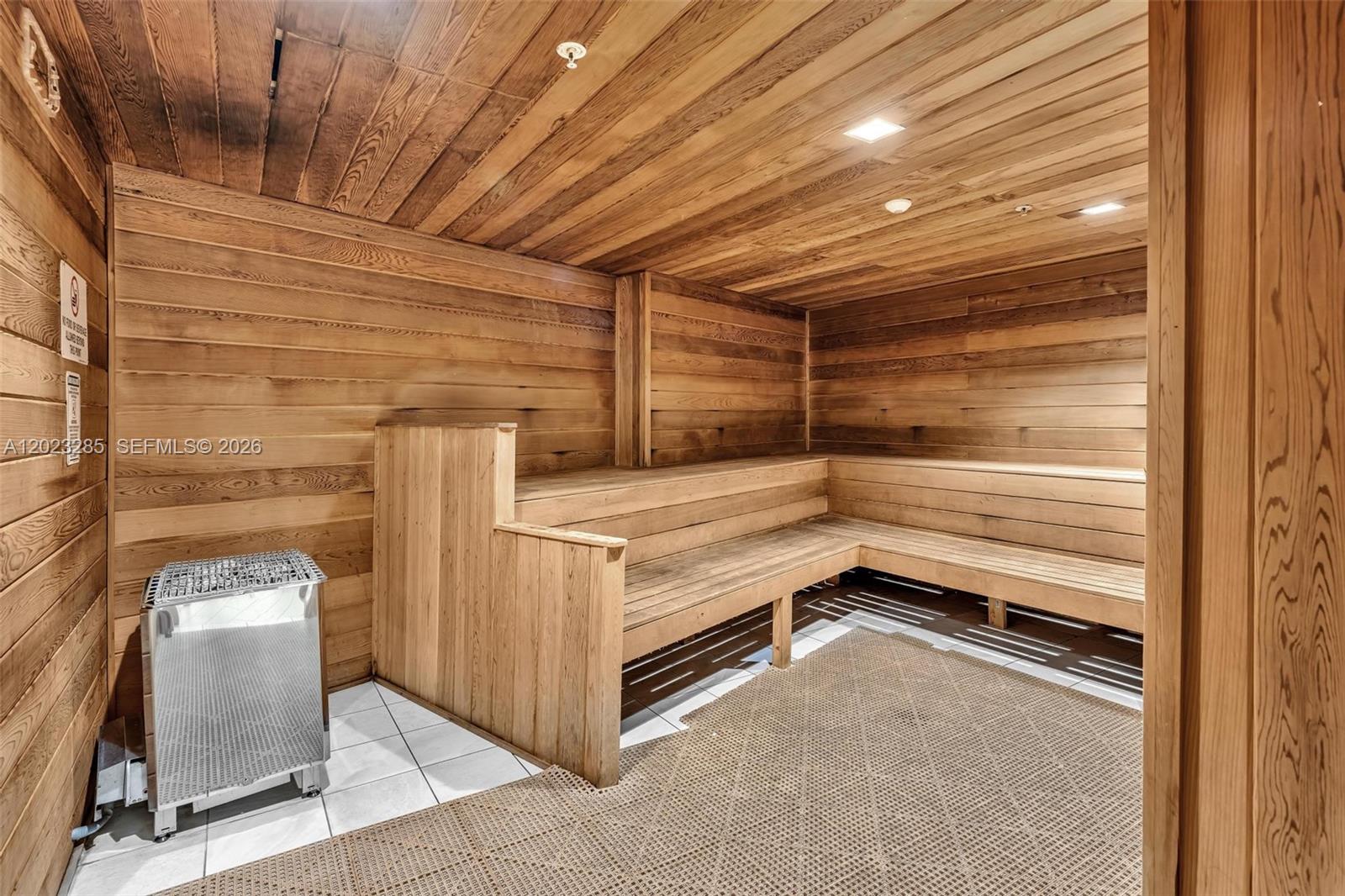 OLYMPUS CONDO PHASE - Residential