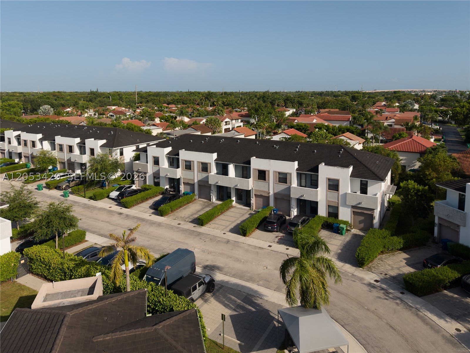 KILLIAN COMMONS - Residential