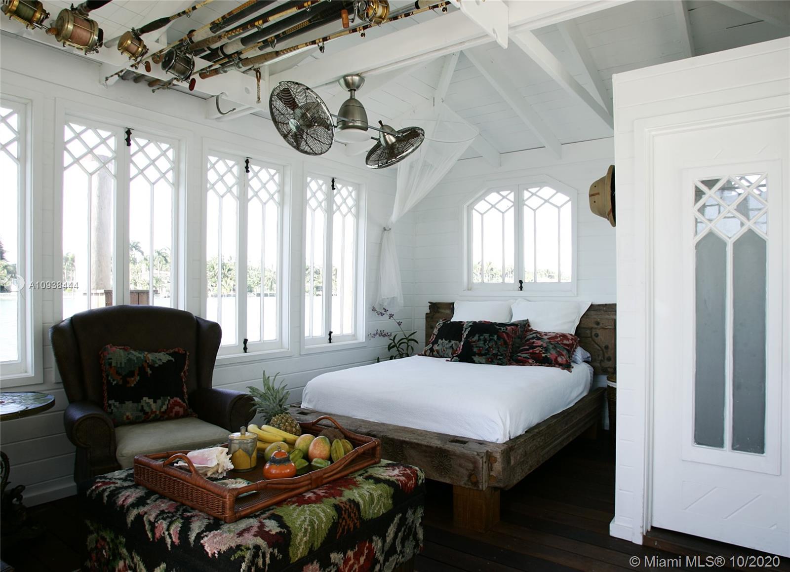 HIBISCUS ISLAND - Residential