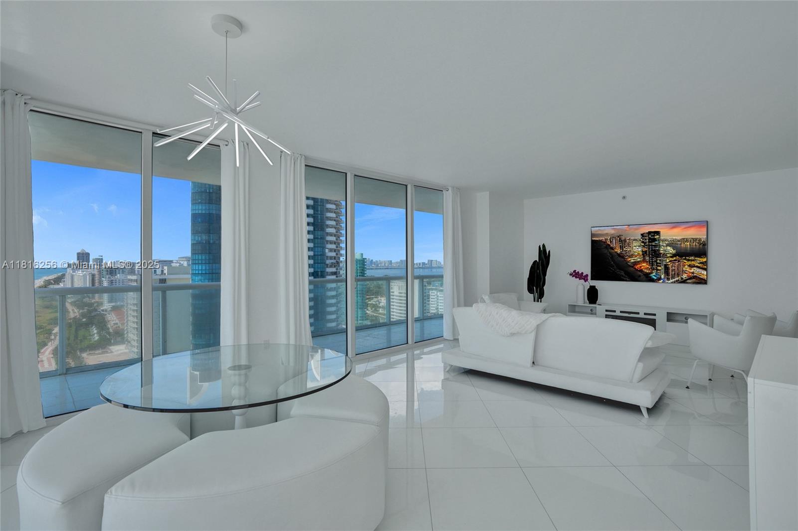 AKOYA CONDO - Residential Lease
