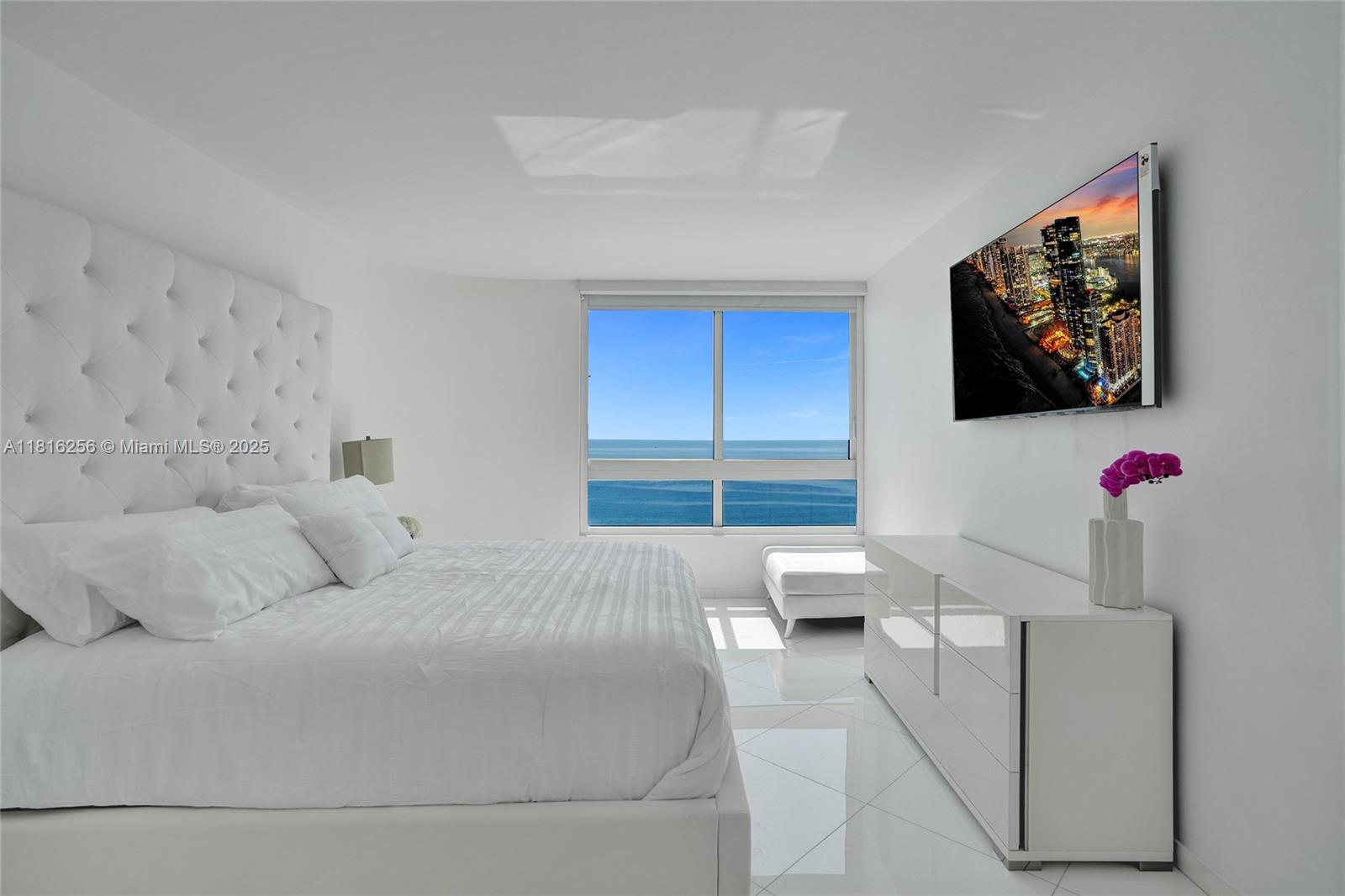 AKOYA CONDO - Residential Lease