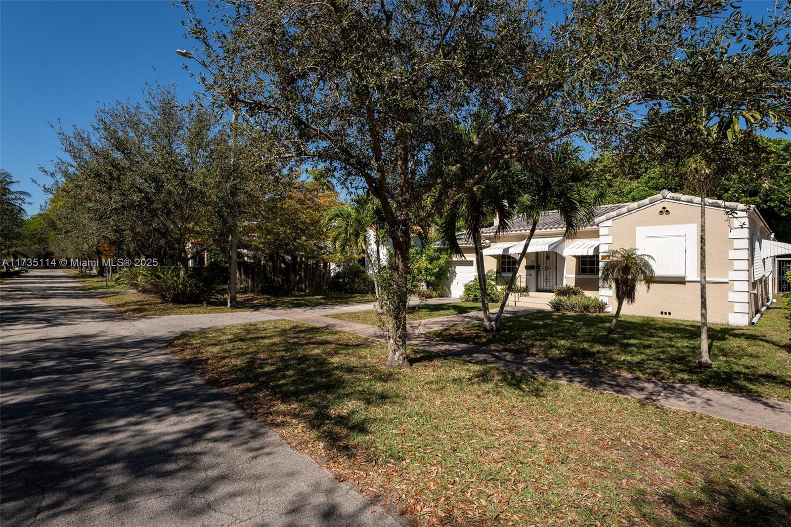 CORAL GABLES SEC B - Residential