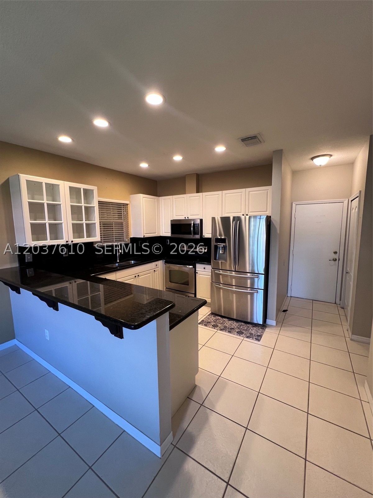 GARDEN HILLS WEST - Residential Lease