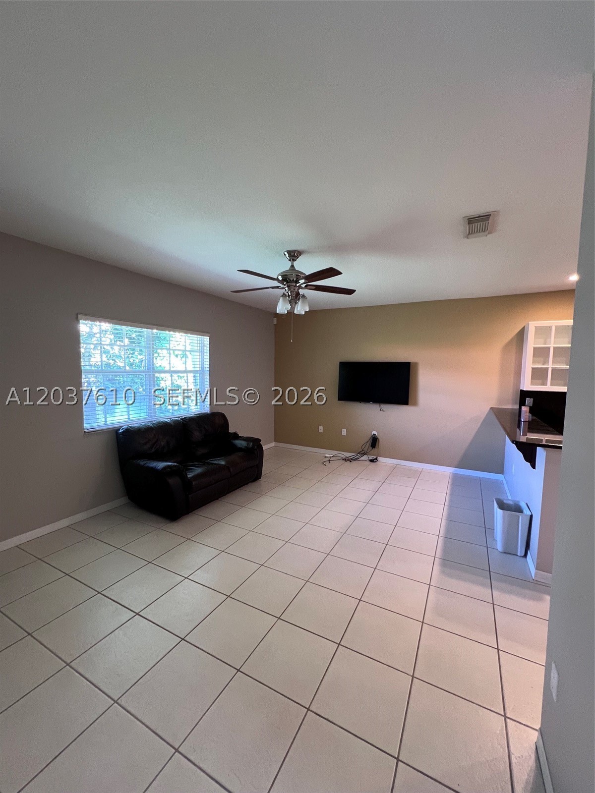 GARDEN HILLS WEST - Residential Lease