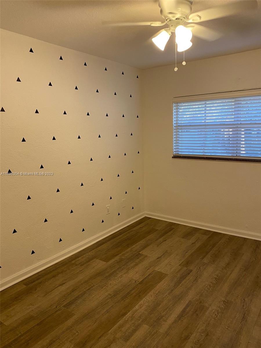VILLAS OF PINECREST CONDO - Residential Lease
