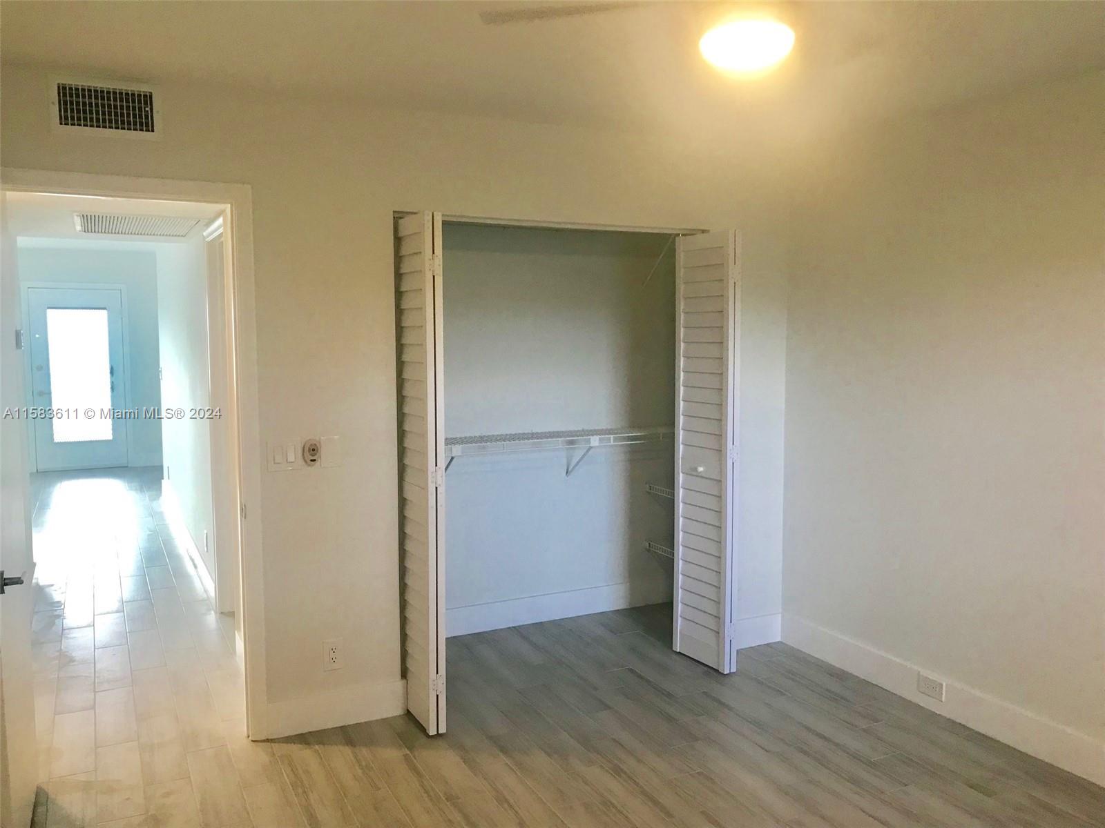 KINGSLEY AT CENTURY VILLA - Residential