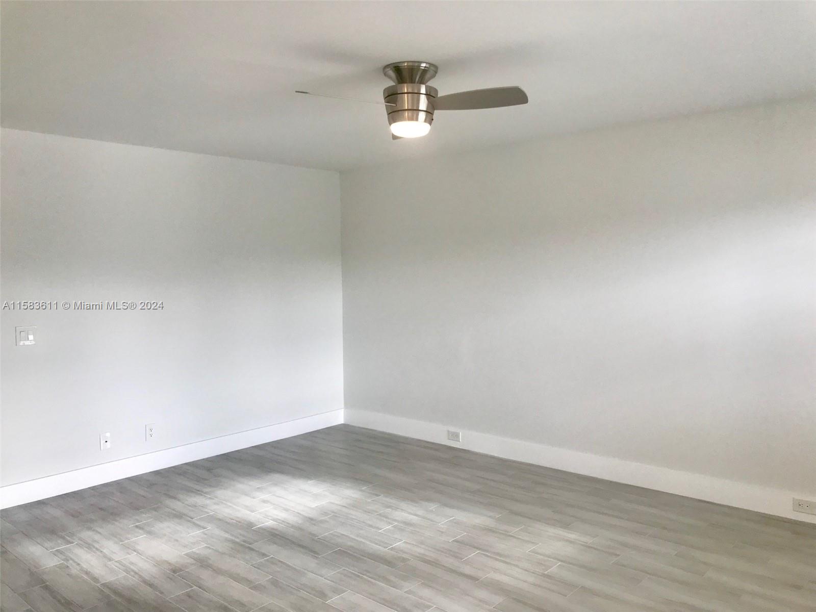 KINGSLEY AT CENTURY VILLA - Residential