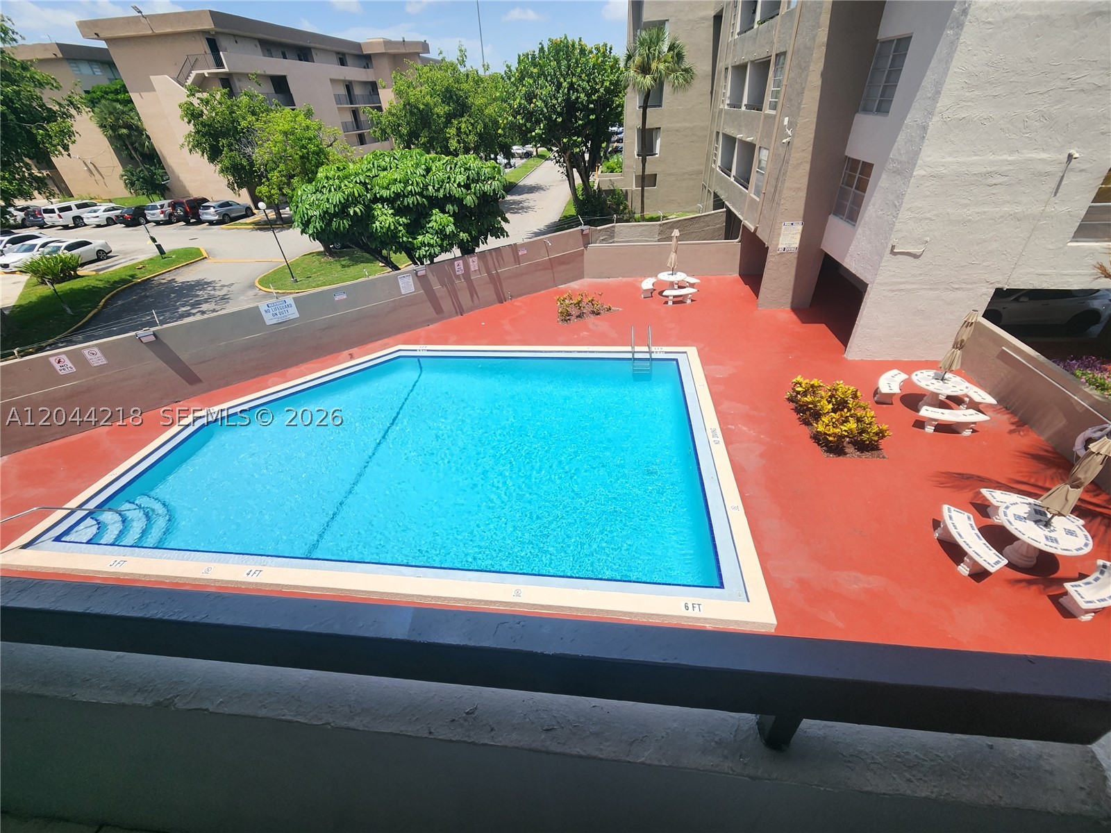 SANDALWOOD CONDO APTS - Residential Lease