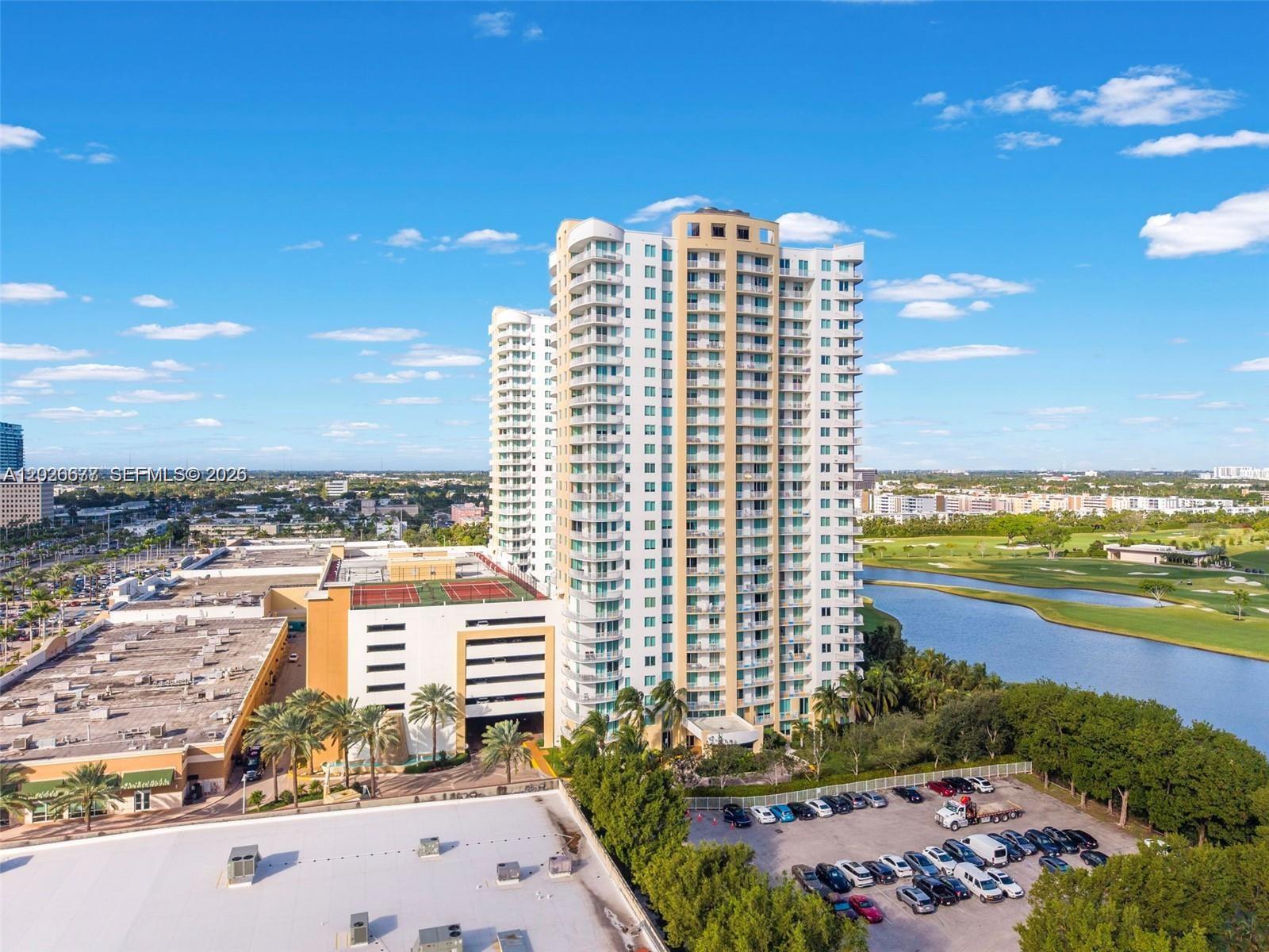 DUO CONDOMINIUM WEST - Residential