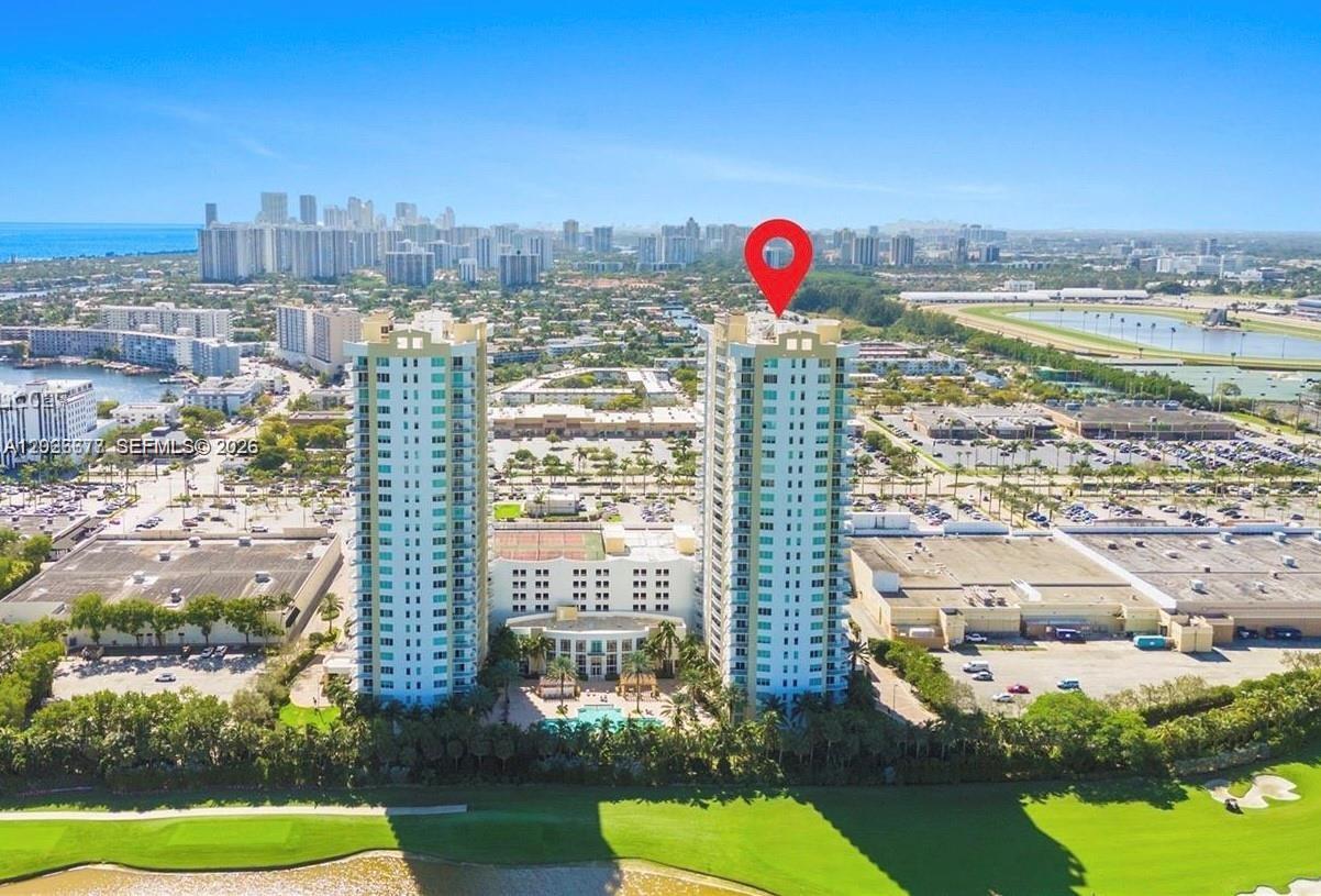 DUO CONDOMINIUM WEST - Residential