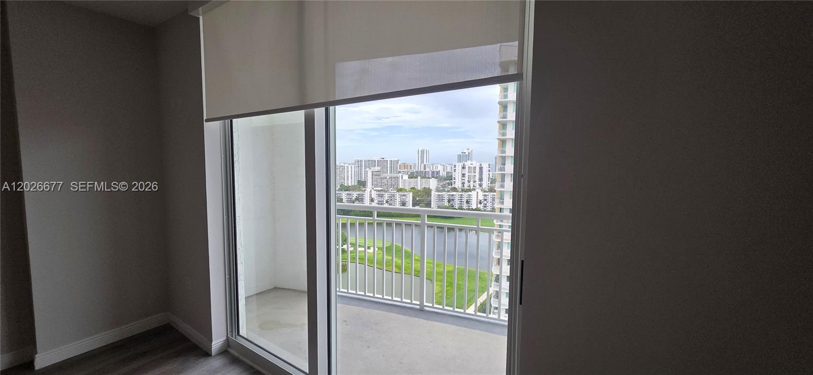DUO CONDOMINIUM WEST - Residential
