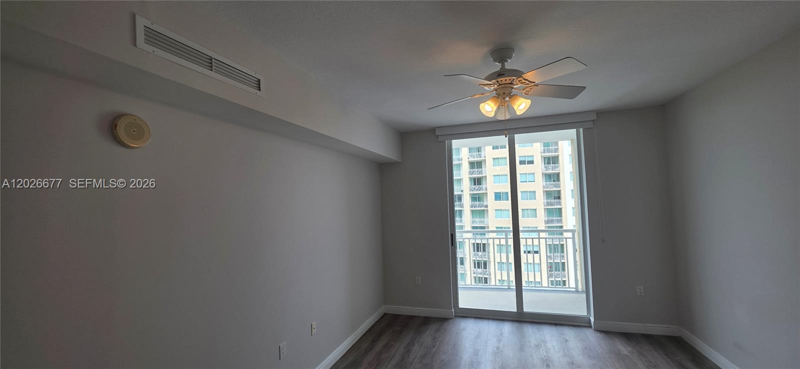 DUO CONDOMINIUM WEST - Residential