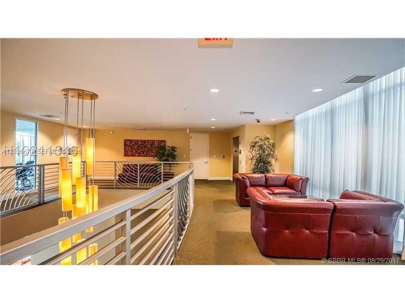 DUO CONDOMINIUM WEST - Residential