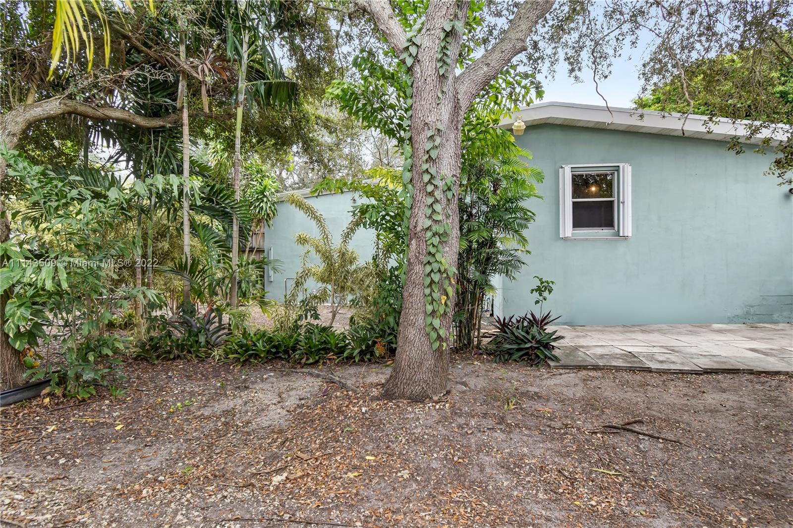 CORAL WAY VILLAGE SEC A P - Residential