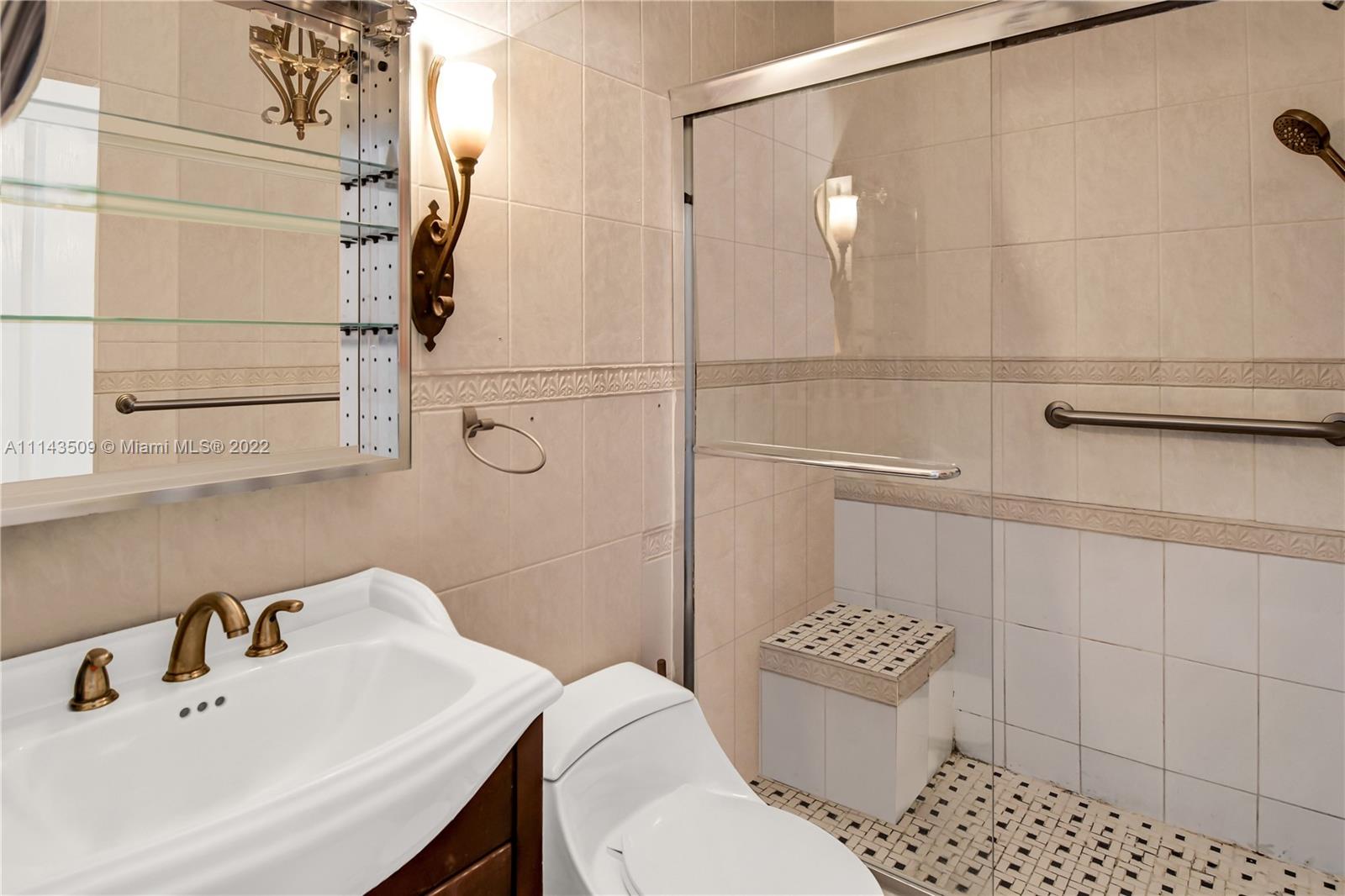 CORAL WAY VILLAGE SEC A P - Residential