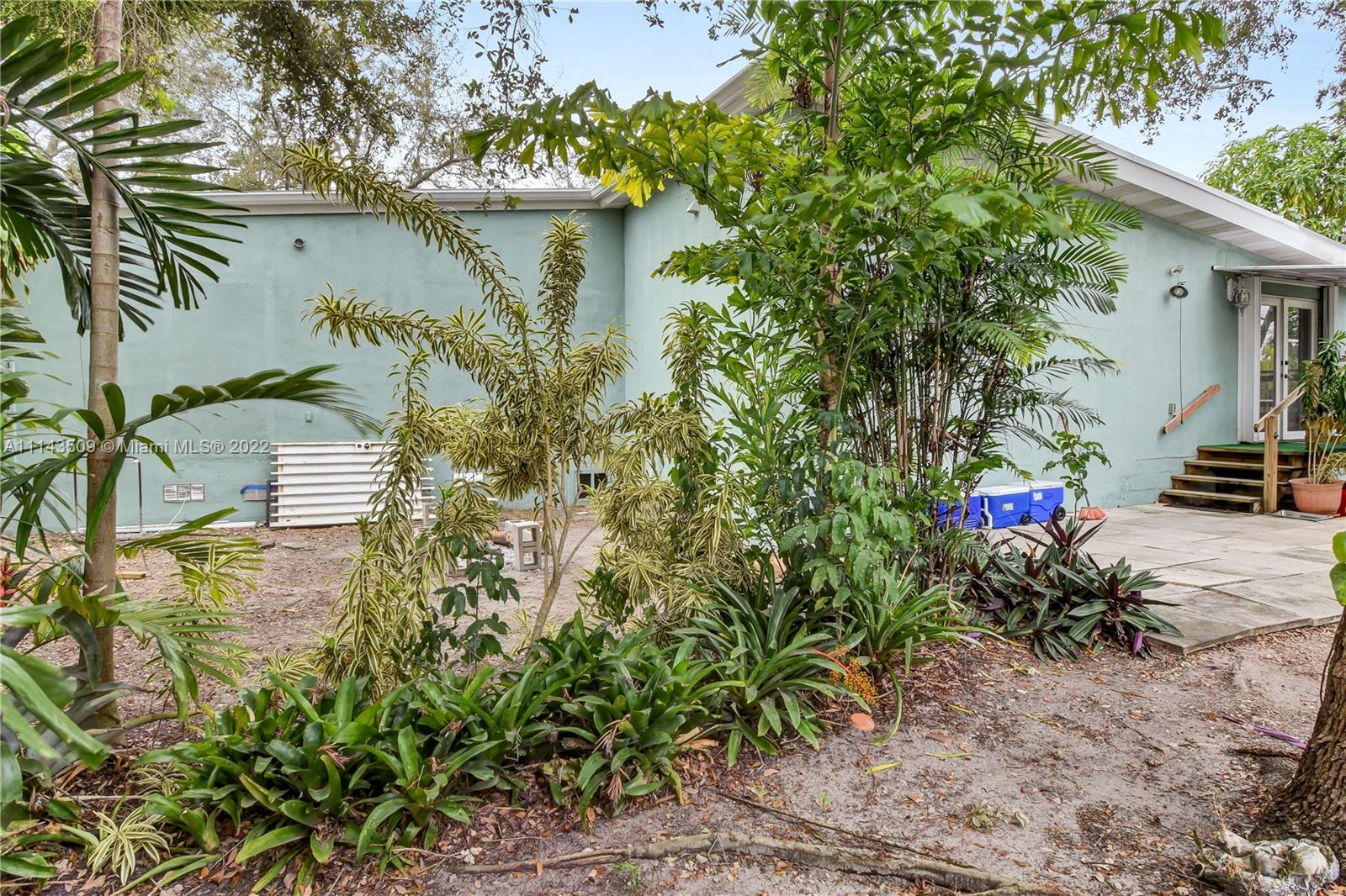 CORAL WAY VILLAGE SEC A P - Residential