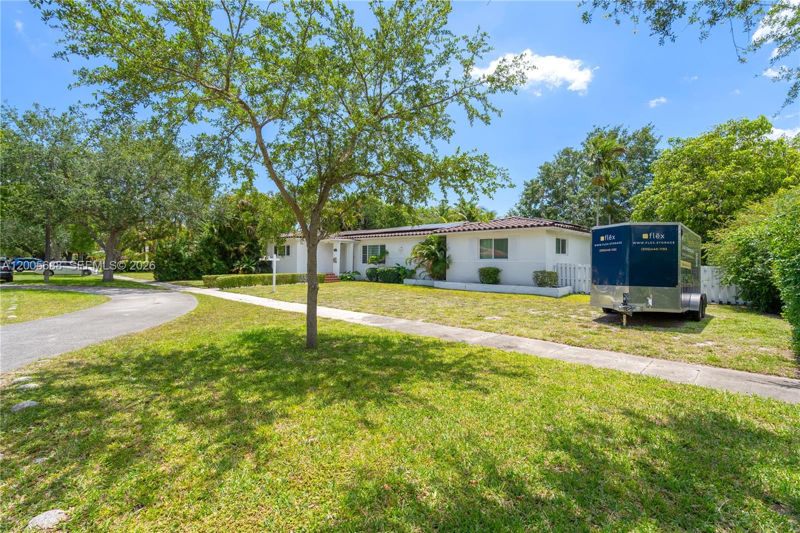 MIAMI SHORES SEC 5 - Residential