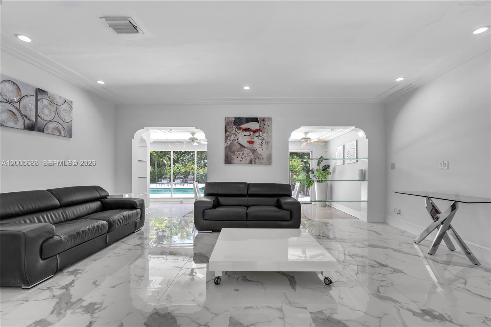MIAMI SHORES SEC 5 - Residential