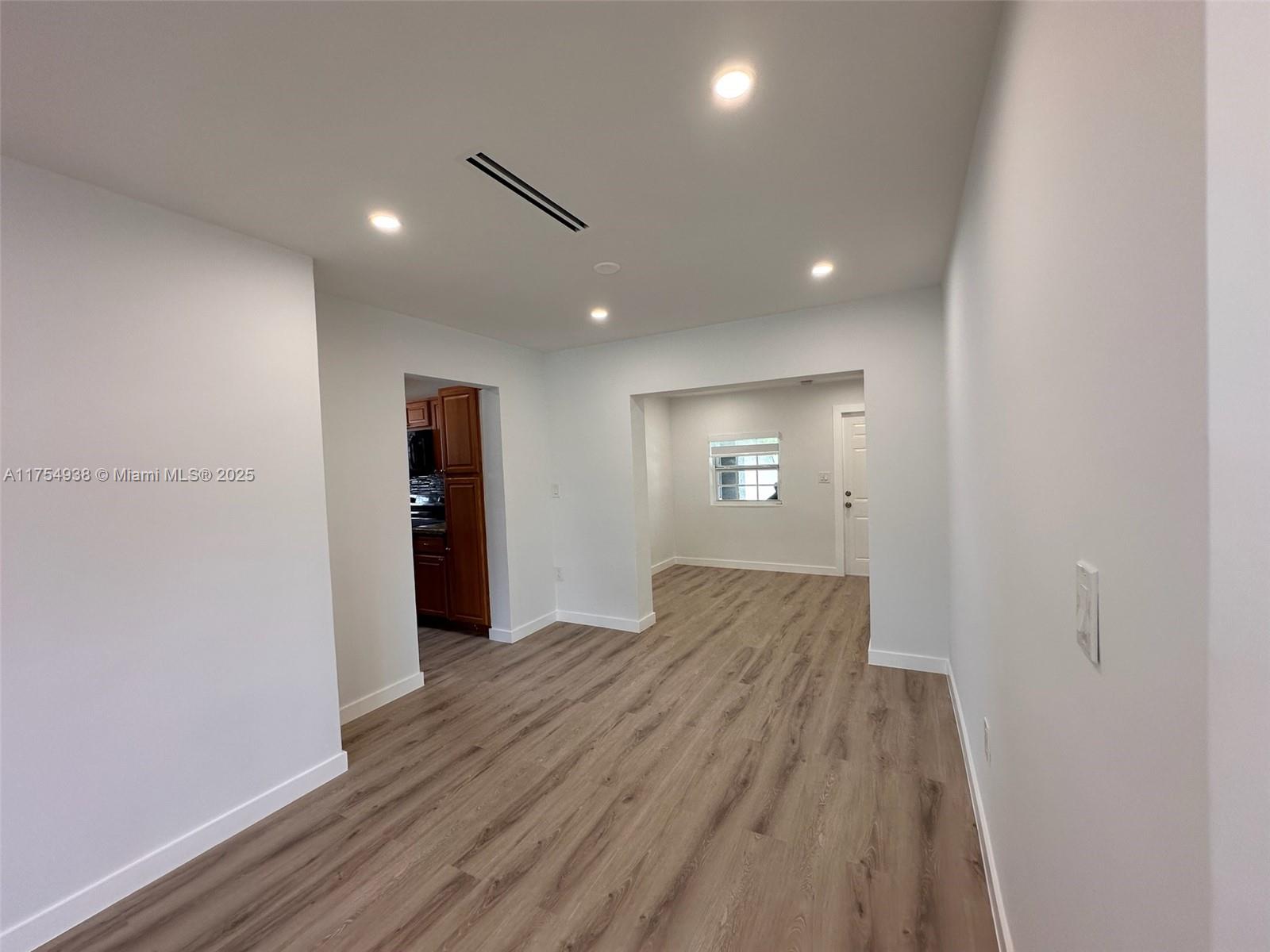 RIVERDALE ESTS ADDN SEC 2 - Residential Lease