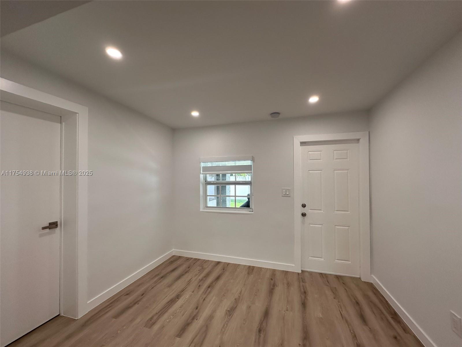 RIVERDALE ESTS ADDN SEC 2 - Residential Lease