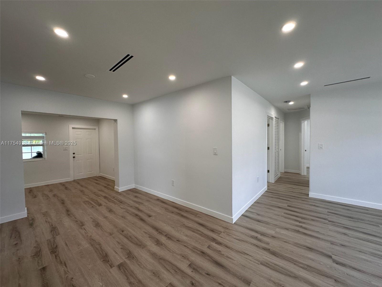 RIVERDALE ESTS ADDN SEC 2 - Residential Lease
