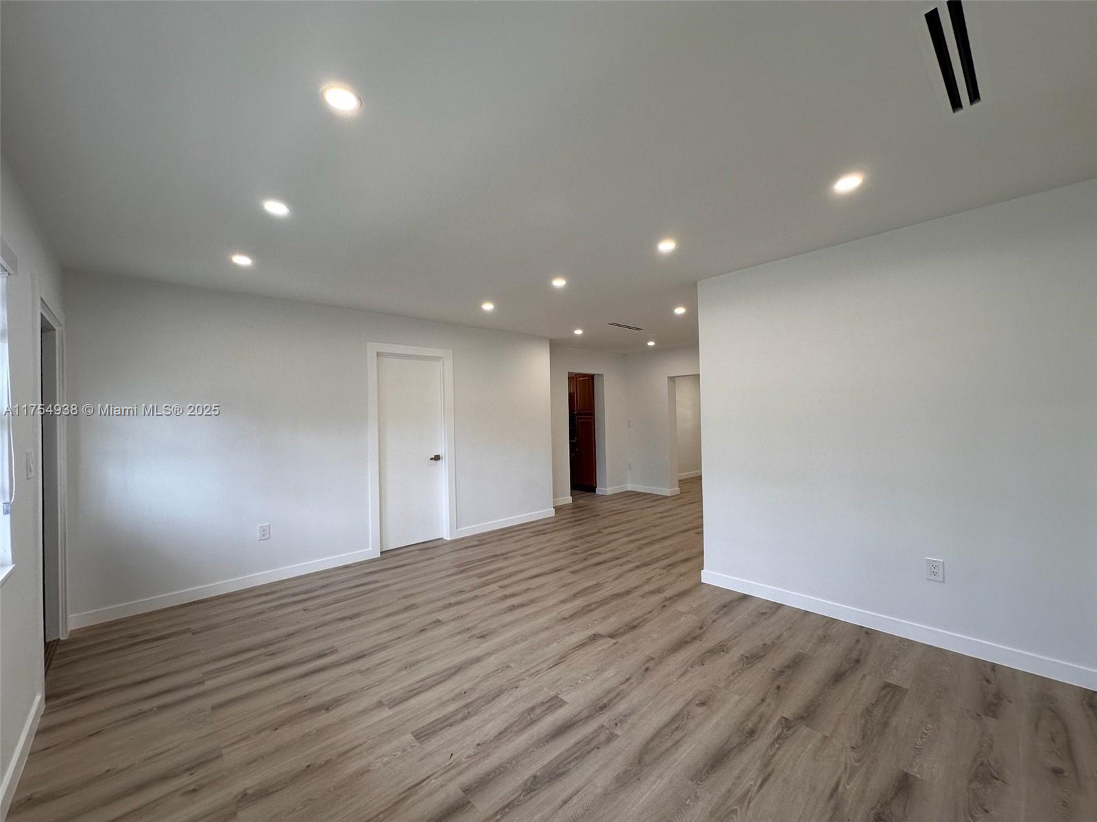 RIVERDALE ESTS ADDN SEC 2 - Residential Lease