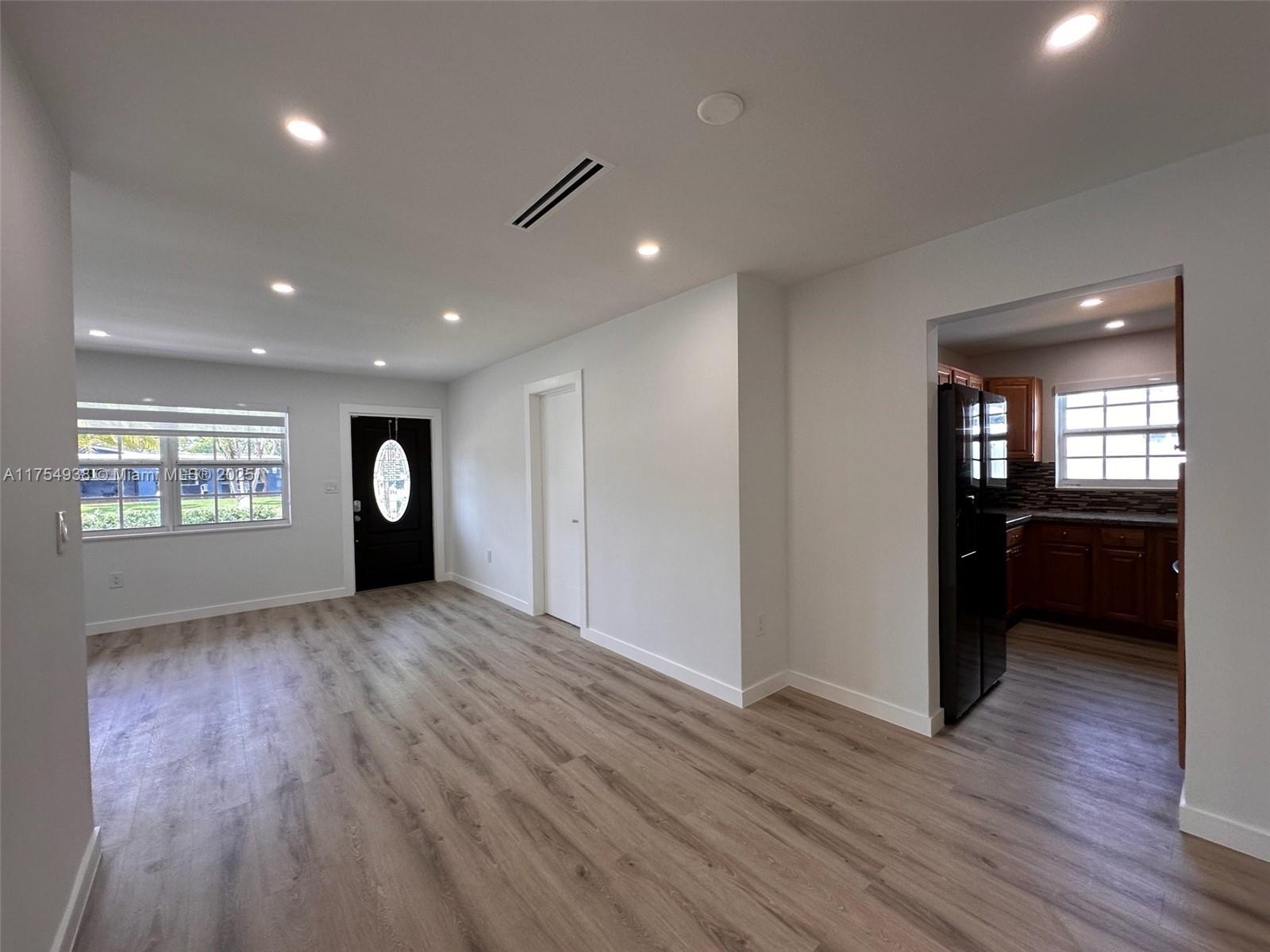 RIVERDALE ESTS ADDN SEC 2 - Residential Lease