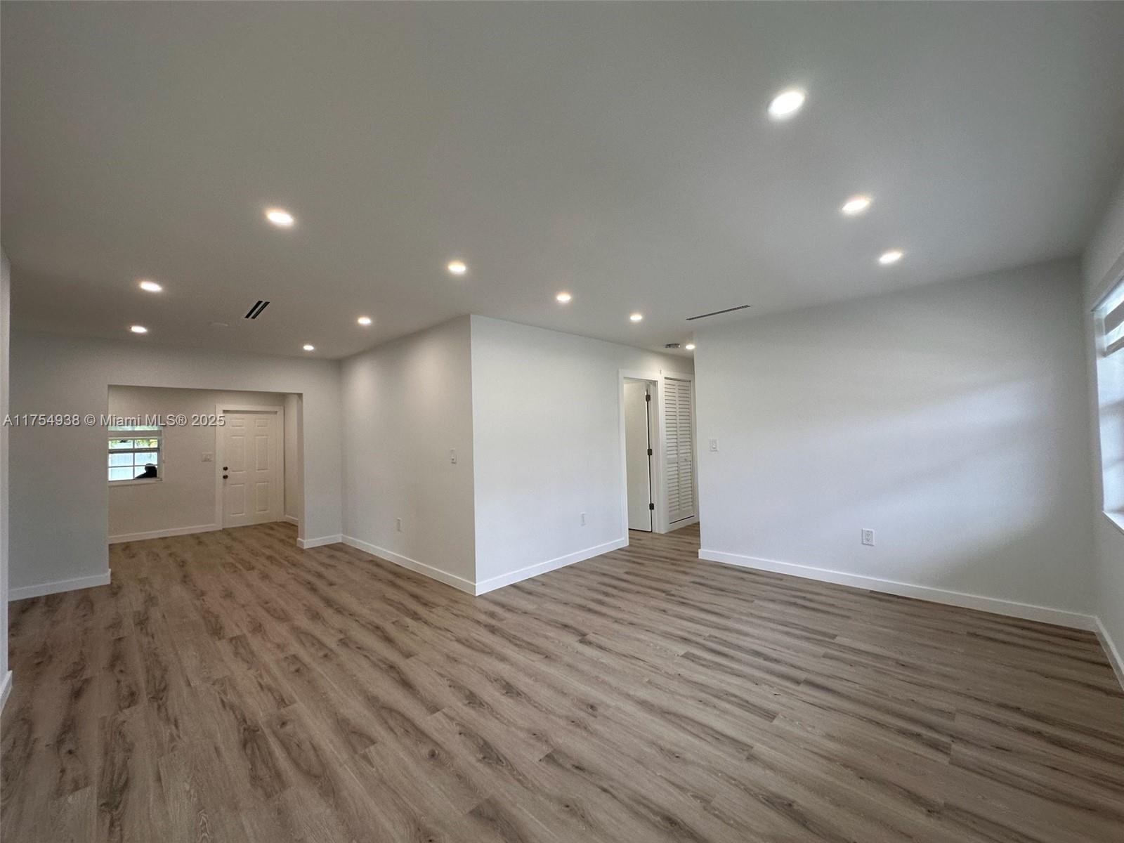 RIVERDALE ESTS ADDN SEC 2 - Residential Lease