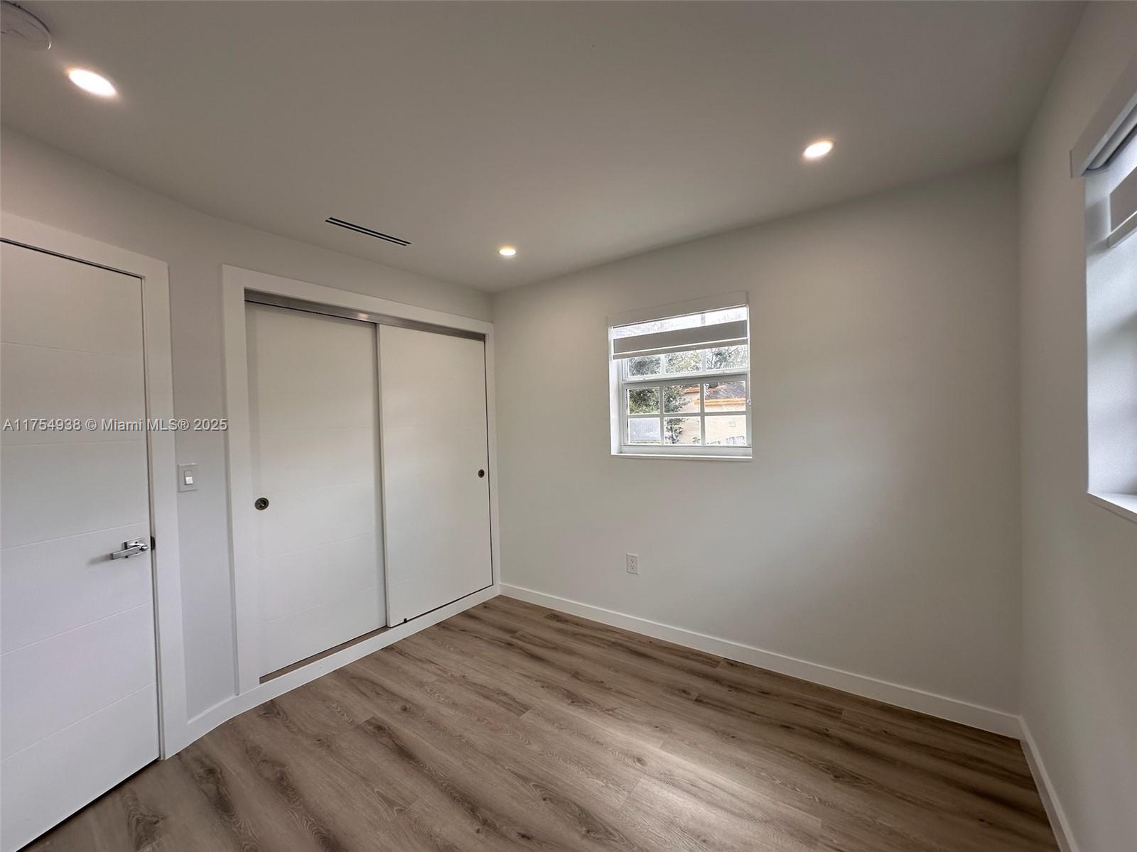 RIVERDALE ESTS ADDN SEC 2 - Residential Lease