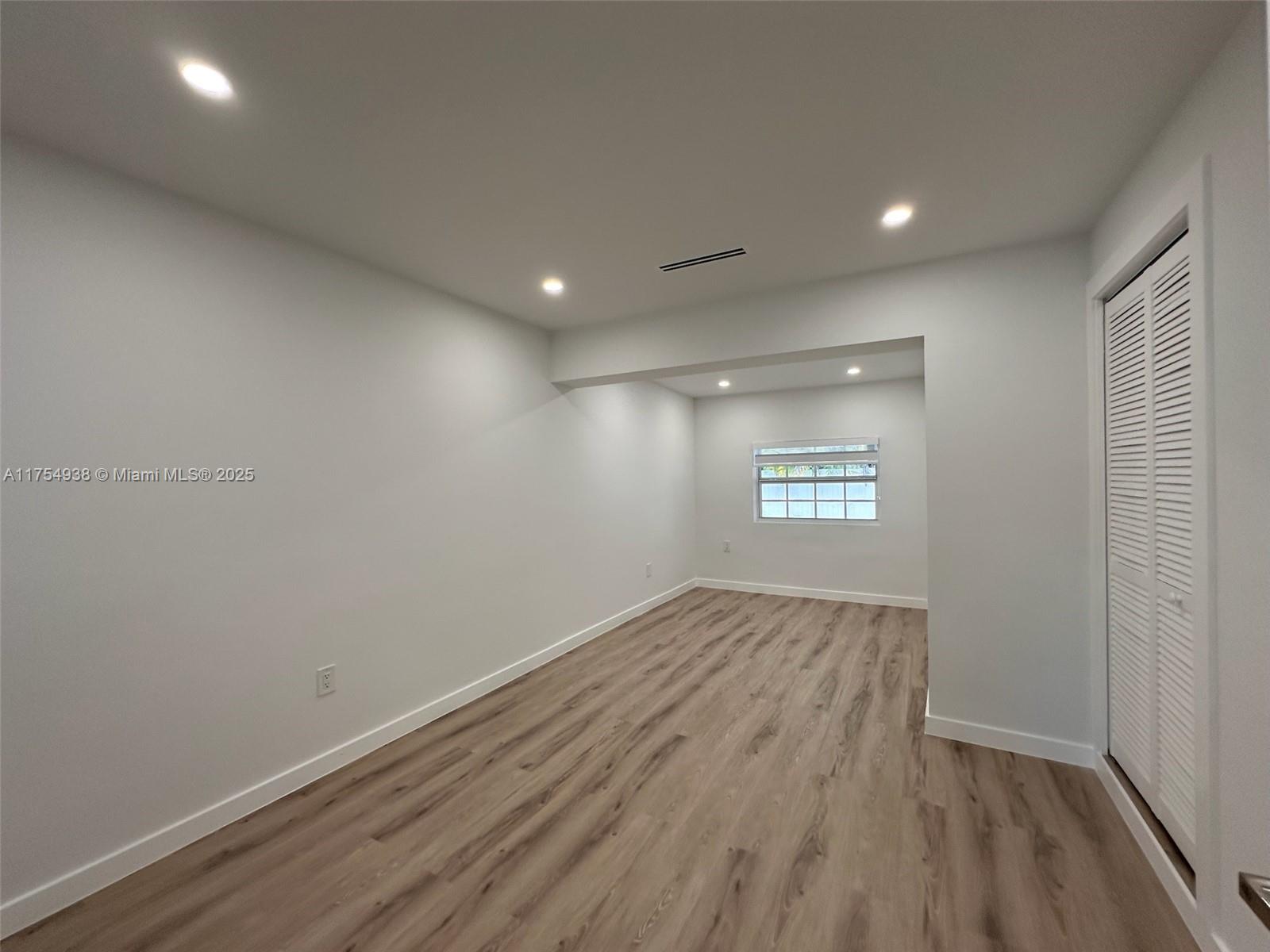RIVERDALE ESTS ADDN SEC 2 - Residential Lease