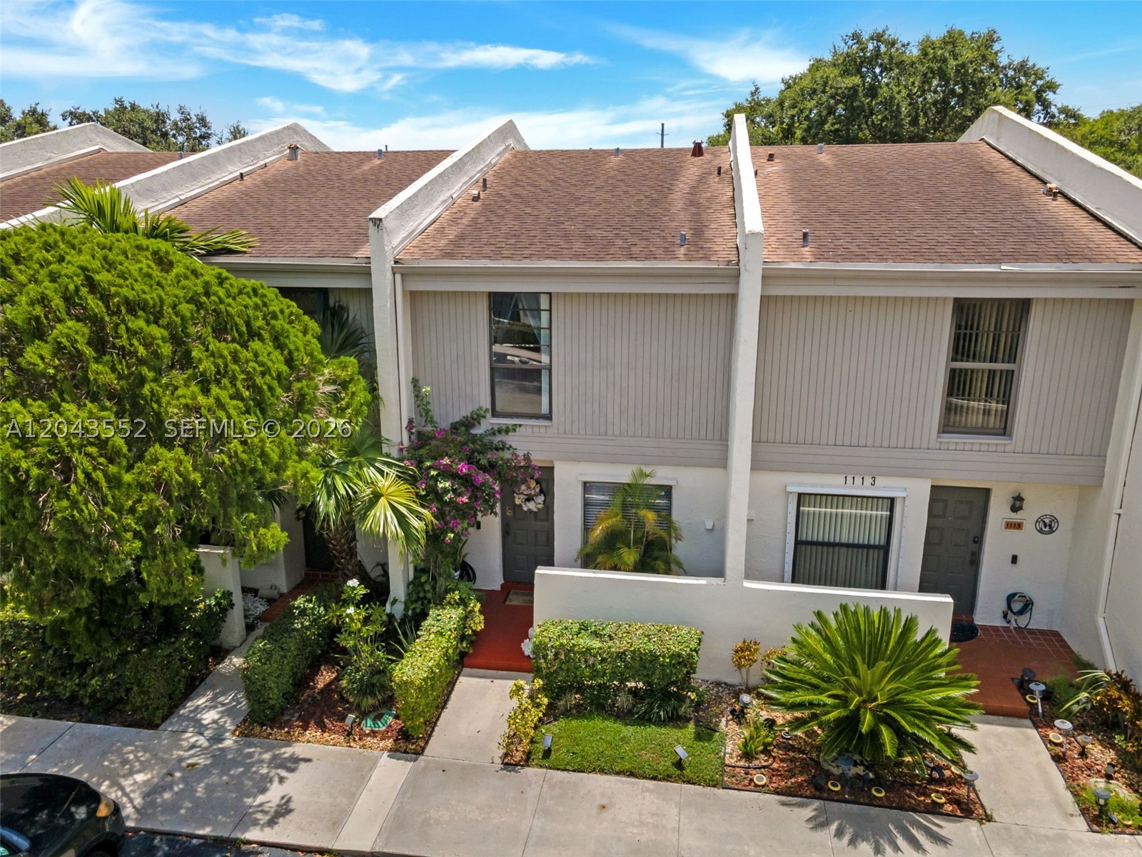 WESTVIEW CONDOMINIUM NO E - Residential