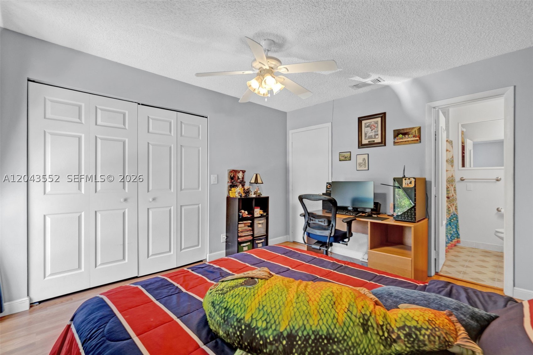 WESTVIEW CONDOMINIUM NO E - Residential