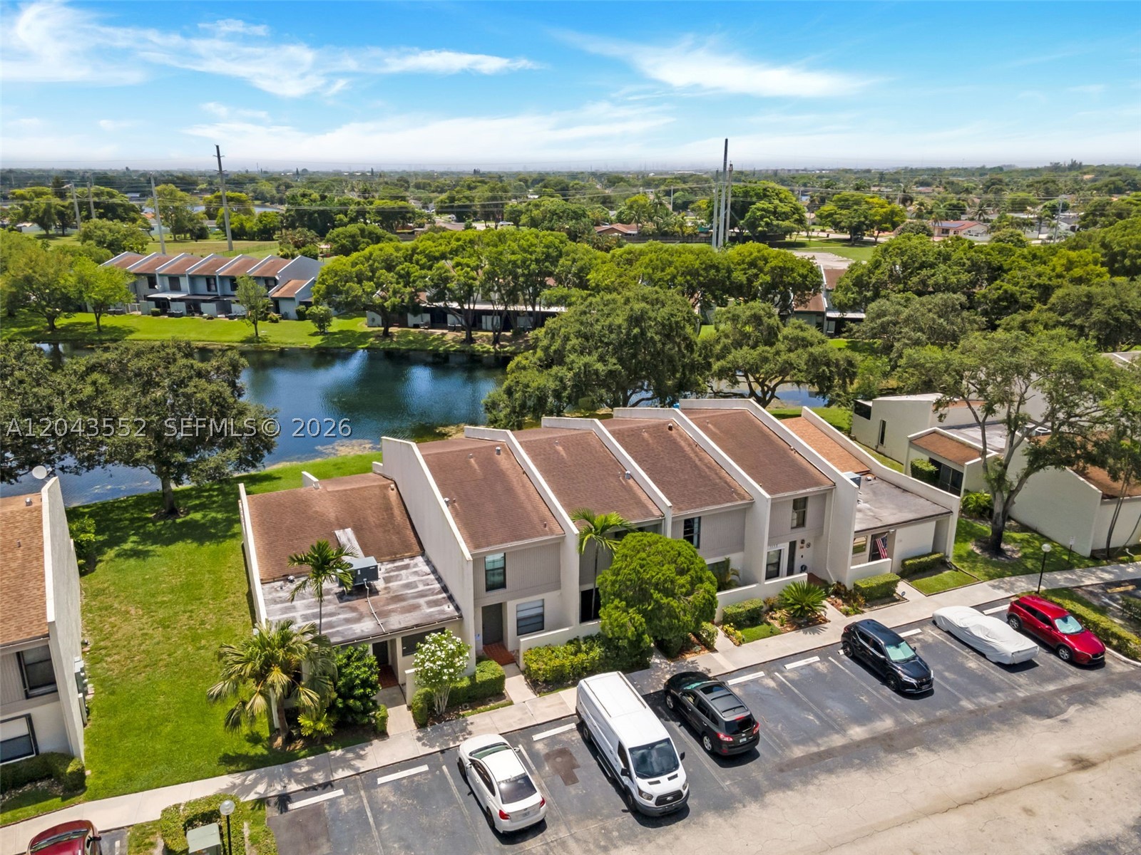 WESTVIEW CONDOMINIUM NO E - Residential