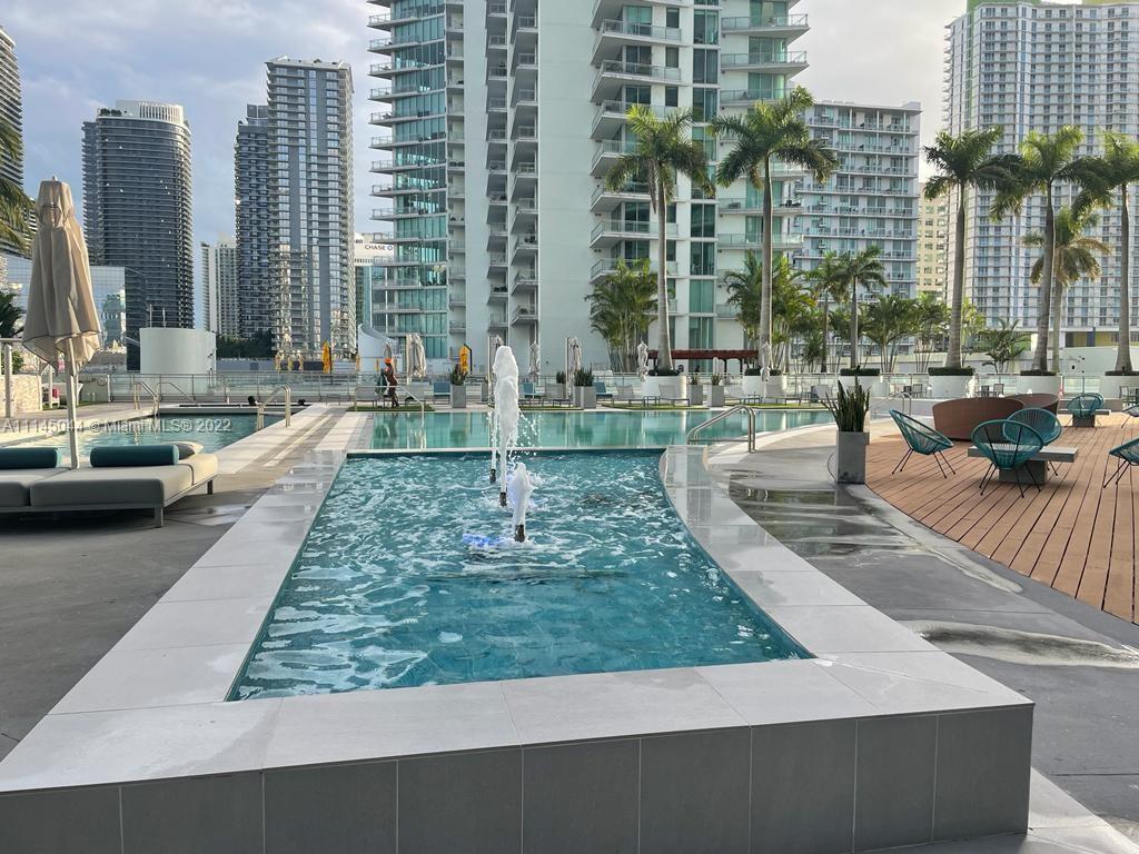 IVY CONDO - Residential