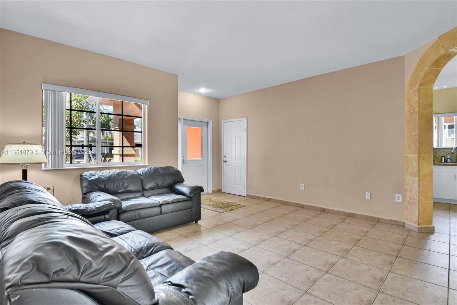 GENESIS OAK GARDENS - Residential