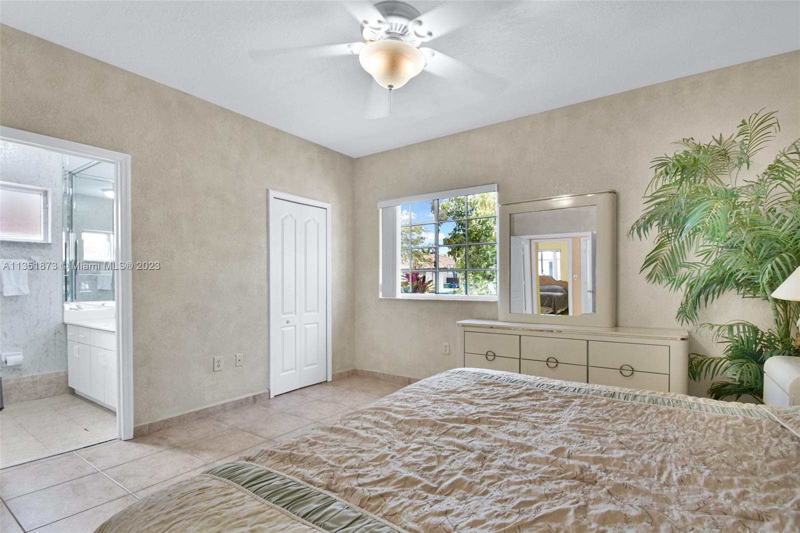 GENESIS OAK GARDENS - Residential