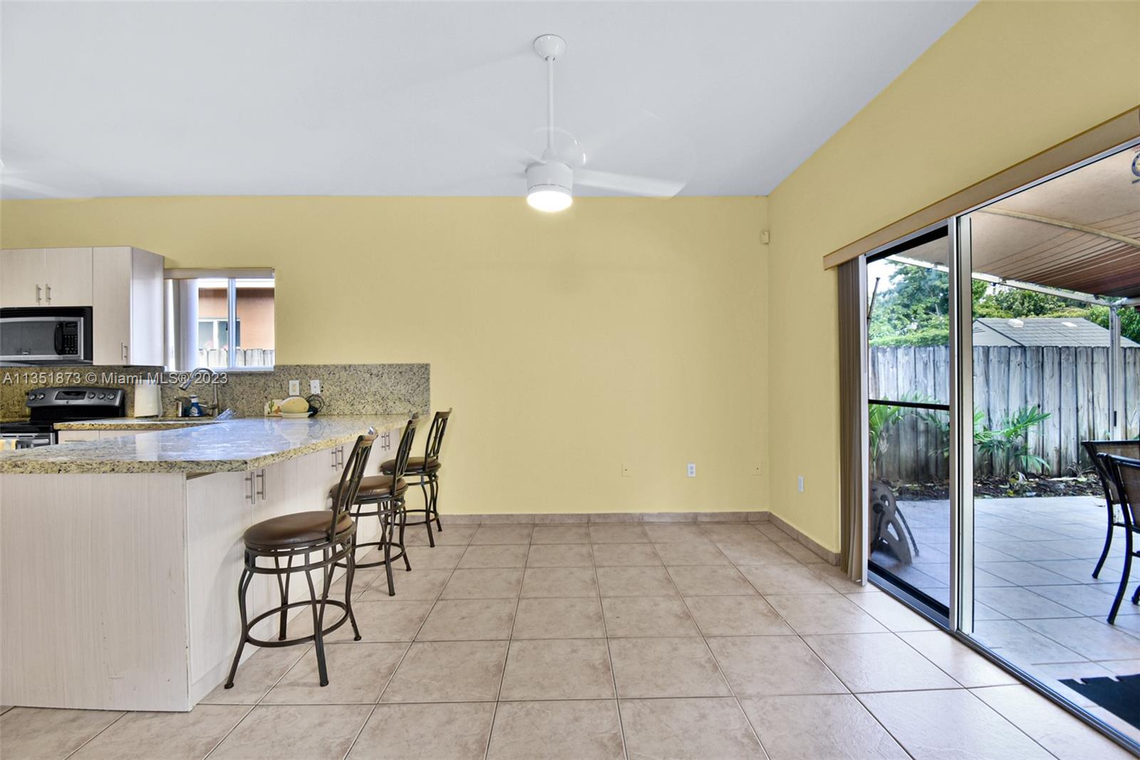 GENESIS OAK GARDENS - Residential
