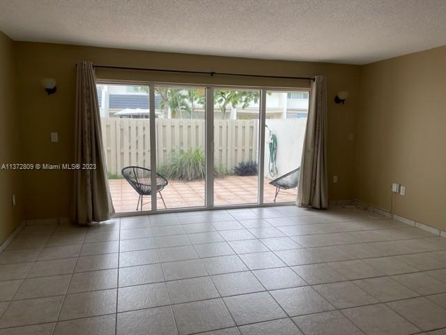KINGS CREEK - Residential Lease